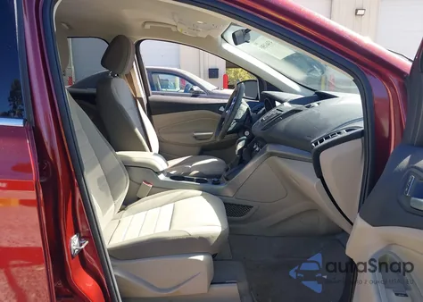 2016 Ford Escape Se из США, поврежденный, VIN 1FMCU0GX5GUA17637